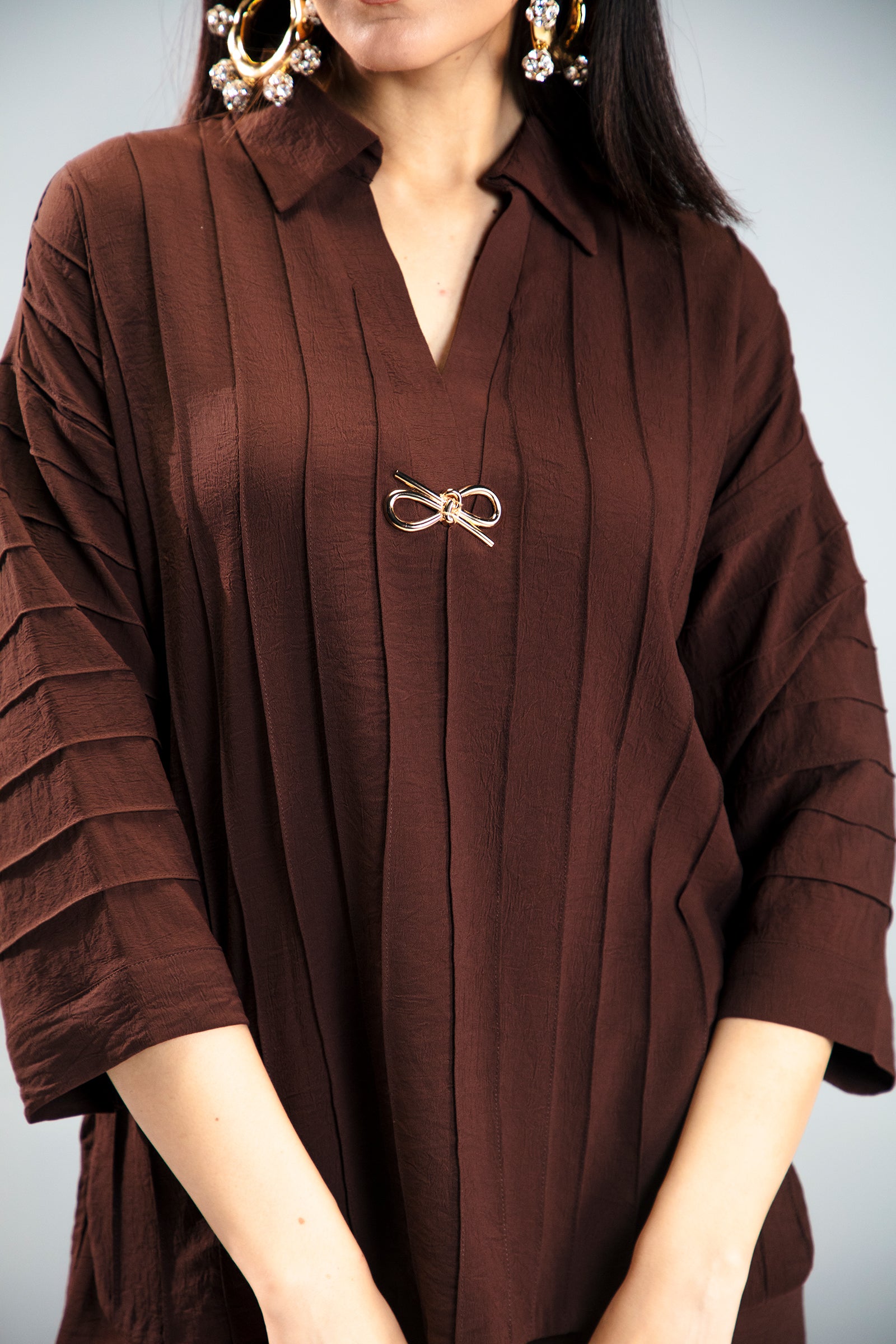 Bow set brown